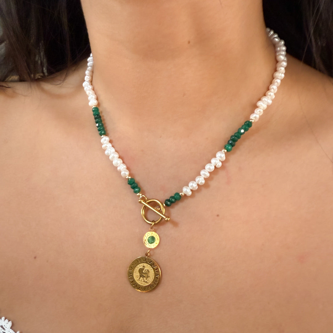 Collier perle d'eau douce coq touche verte
