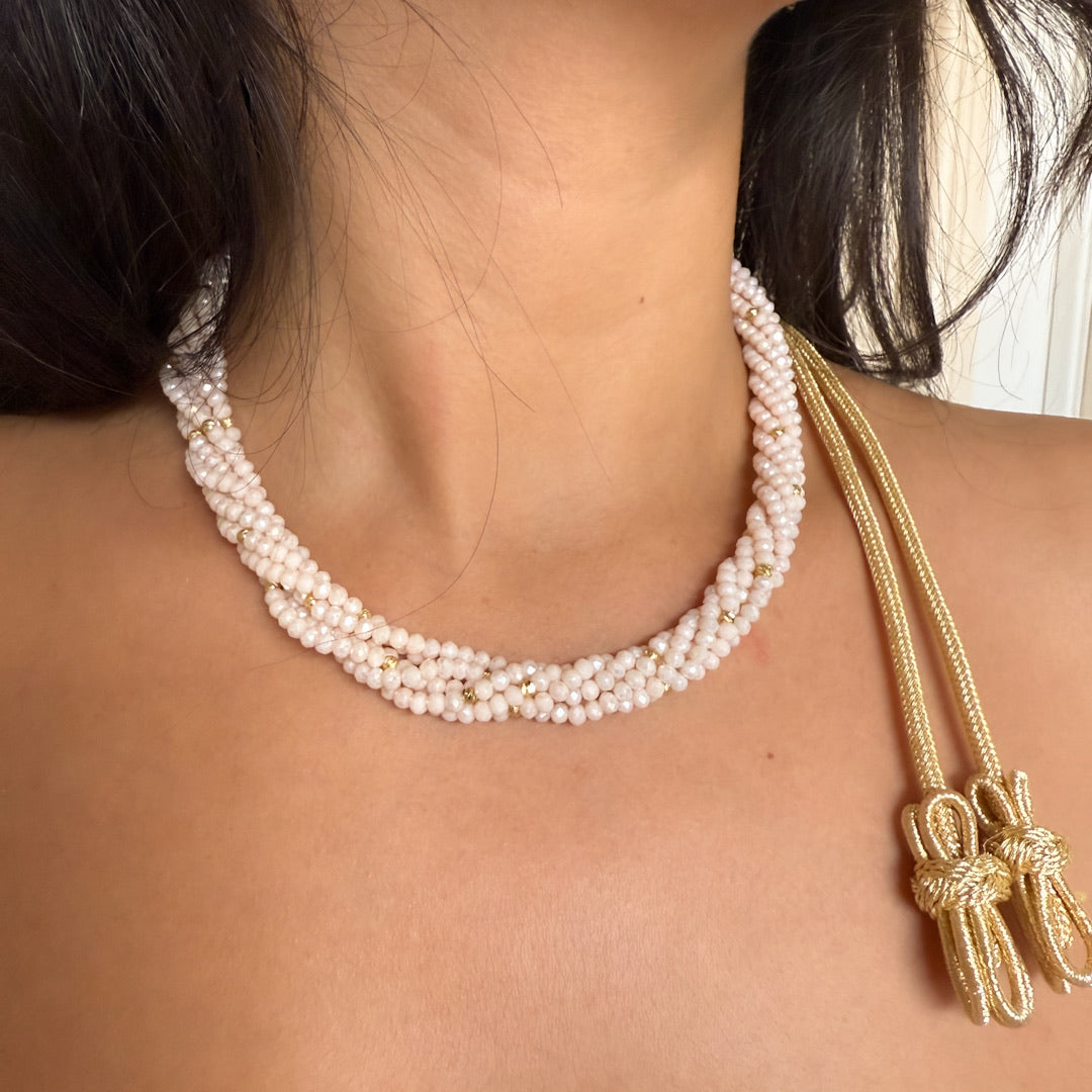 collier en cristal ajustable disponible en 4 coloris