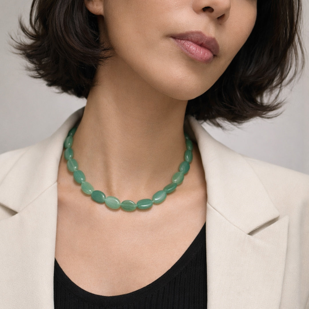 Collier ras de cou pierres vertes