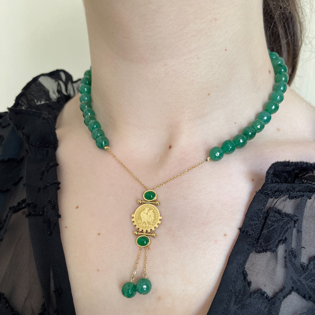 Collier Pendentif Pierre Verte Laissant Passer La Lumière - Avec Strass - Occasion